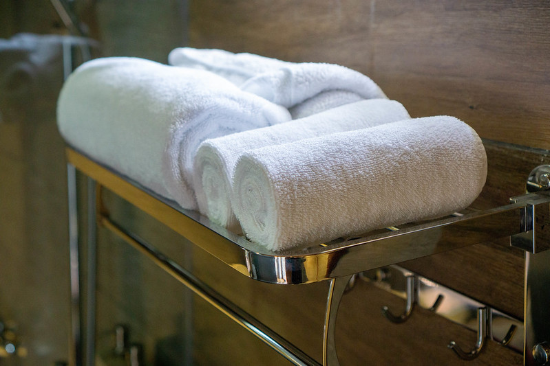 Top Bathroom Towel Racks